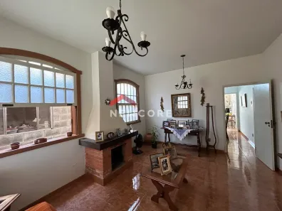 Casa com 3 Quartos à venda, 153m² no Centro, Sabará