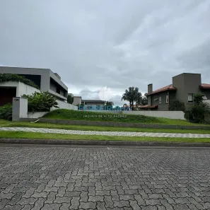 Lote/Terreno à venda, 700m² no Condomínio Reserva do Paratehy, São José dos Campos