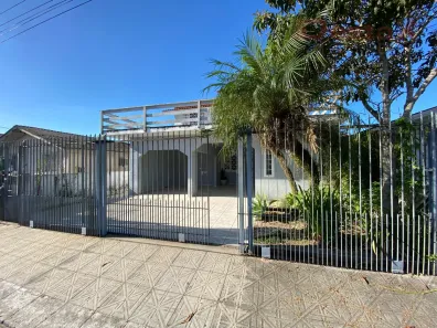 Casa com 3 Quartos à venda, 384m² no Forquilhinha, São José