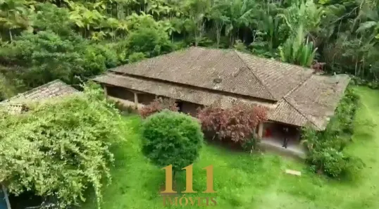 Fazenda/Sítio com 7 Quartos à venda, 1000m² no , São José dos Campos