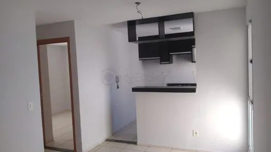 Apartamento com 2 Quartos para alugar, 42m² no Jardim Balneário Meia Ponte, Goiânia