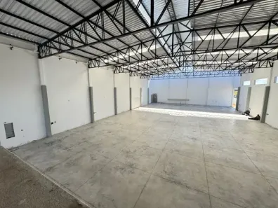 Prédio Comercial para alugar, 1000m² no Loteamento Empresarial Bauru, Bauru