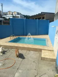 Casa com 2 Quartos à venda, 303m² no Tomás Coelho, Rio de Janeiro