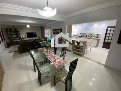 Sobrado com 3 Quartos à venda, 285m² no Vila Metalúrgica, Santo André