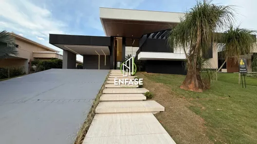 Casa de Condomínio com 3 Quartos à venda, 1000m² no Condomínio Gran Royalle Igarapé, Igarapé