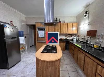 Casa com 3 Quartos à venda, 332m² no Jardim Europa, Penápolis
