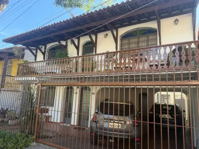 Casa com 3 Quartos para alugar, 150m² no Santa Branca, Belo Horizonte
