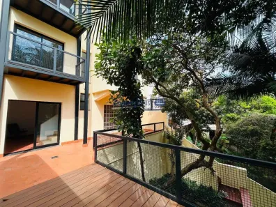 Casa com 3 Quartos à venda, 218m² no Vila Romana, São Paulo
