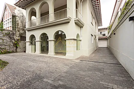 Casa com 4 Quartos para alugar, 450m² no Jardim Paulista, São Paulo
