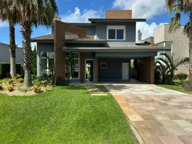 Casa de Condomínio com 3 Quartos à venda, 200m² no , Xangri-lá