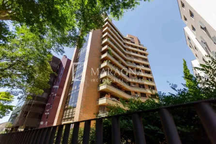 Apartamento com 3 Quartos à venda, 240m² no Cabral, Curitiba