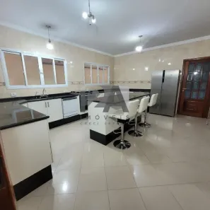 Sobrado com 4 Quartos à venda, 287m² no Jaguaré, São Paulo
