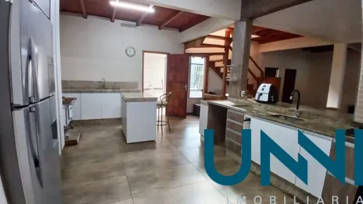 Sobrado com 3 Quartos à venda, 240m² no Centro, Itajaí