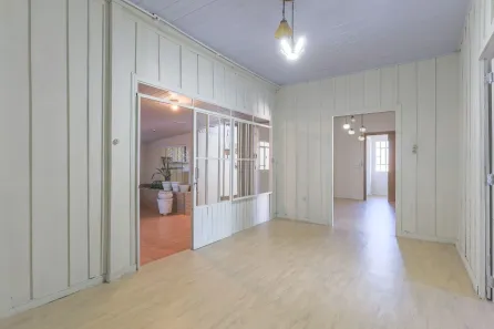 Casa com 4 Quartos para alugar, 150m² no Taboão, Curitiba