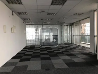 Sala Comercial à venda, 133m² no Vila Olímpia, São Paulo