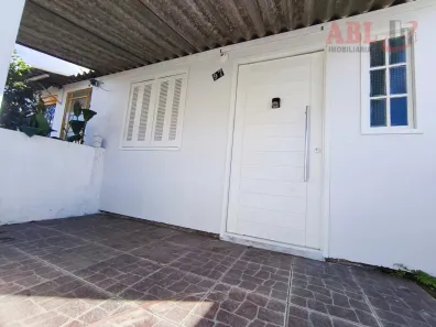 Casa de Condomínio com 2 Quartos à venda, 40m² no Loteamento Vila Rica, Gravataí