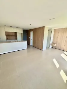 Apartamento com 1 Quarto para alugar, 44m² no Zona 01, Maringá