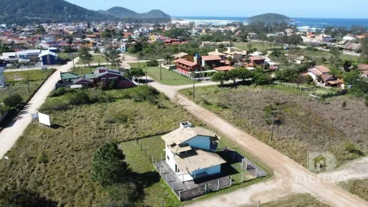 Lote/Terreno à venda, 648m² no Ibiraquera, Imbituba