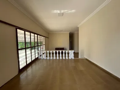 Casa com 3 Quartos para venda ou aluguel, 306m² no Boa Esperança, Cuiabá