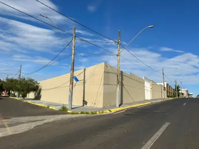 Galpão/Depósito/Armazém para alugar, 236m² no Tibery, Uberlândia