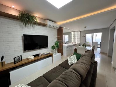 Sobrado com 3 Quartos à venda, 146m² no Parque Jamaica, Londrina
