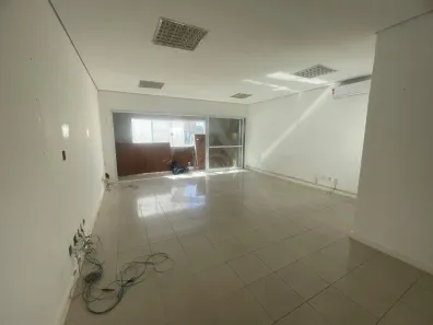 Sala Comercial à venda, 86m² no Cambuí, Campinas