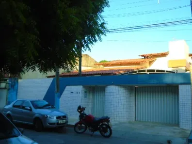 Casa com 5 Quartos à venda, 286m² no Parque Manibura, Fortaleza