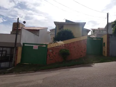 Sobrado com 3 Quartos à venda, 225m² no Vila Isabel Eber, Jundiaí