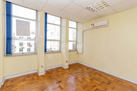 Sala Comercial à venda, 44m² no Centro Histórico, Porto Alegre