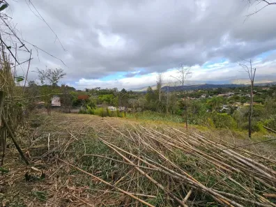 Lote/Terreno à venda, 2037m² no Jardim Estância Brasil, Atibaia