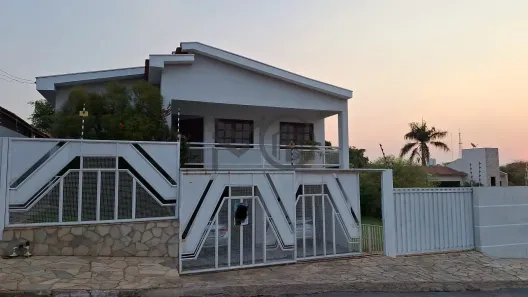 Casa com 6 Quartos à venda, 300m² no Santa Cruz, Cuiabá
