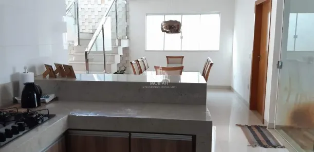 Casa com 3 Quartos à venda, 260m² no Tibery, Uberlândia