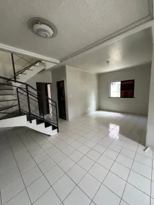 Apartamento com 3 Quartos para alugar, 220m² no Castanheira, Belém