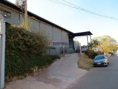 Galpão/Depósito/Armazém à venda, 800m² no Jardim Canadá, Nova Lima