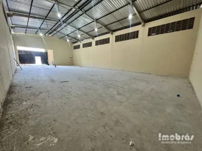 Galpão/Depósito/Armazém para alugar, 732m² no Santa Clara, Eusébio