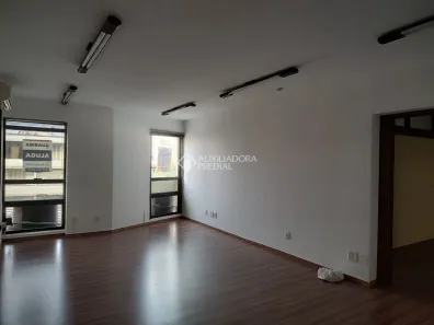 Sala Comercial à venda, 31m² no Menino Deus, Porto Alegre