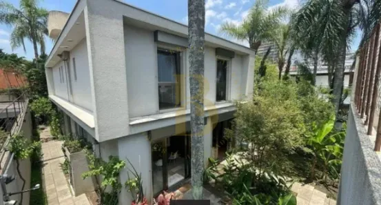 Casa com 3 Quartos para venda ou aluguel, 348m² no Jardim Luzitânia, São Paulo