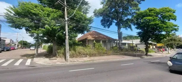 Imóvel Comercial com 8 Quartos para alugar, 200m² no Cavalhada, Porto Alegre