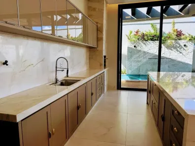 Casa de Condomínio com 3 Quartos à venda, 567m² no Residencial Goiânia Golfe Clube, Goiânia