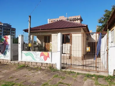 Casa com 4 Quartos à venda, 120m² no Centro, Canoas