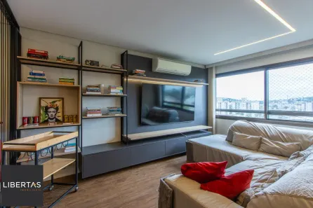 Apartamento com 3 Quartos à venda, 76m² no Camaquã, Porto Alegre