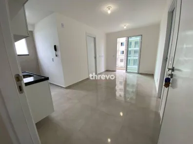 Apartamento com 2 Quartos para alugar, 45m² no Centro, Eusébio