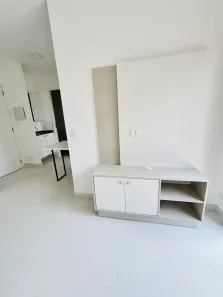 Apartamento com 2 Quartos para alugar, 50m² no Centro, Curitiba