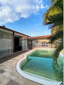Casa com 2 Quartos à venda, 200m² no Guaratiba, Rio de Janeiro