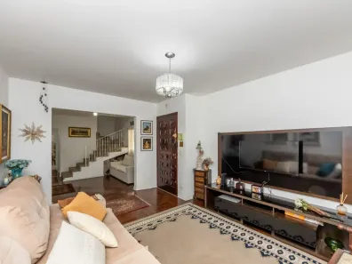 Casa com 3 Quartos à venda, 179m² no Jardim Umuarama, São Paulo