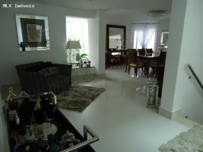 Casa de Condomínio com 4 Quartos à venda, 1000m² no Centro, Arujá