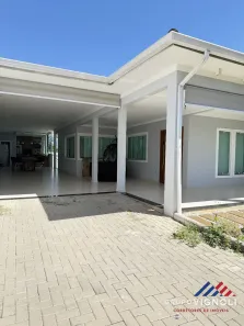 Casa com 4 Quartos à venda, 250m² no Bacaxá (Bacaxá), Saquarema