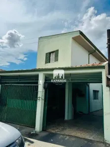 Sobrado com 3 Quartos à venda, 200m² no Alto, Botucatu