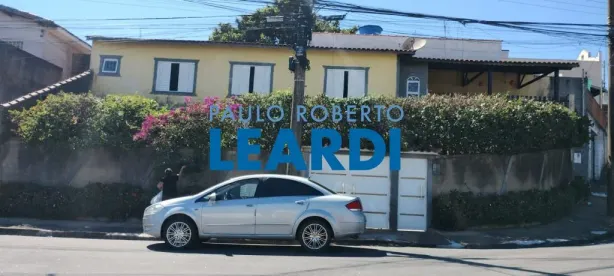 Sobrado com 3 Quartos à venda, 180m² no Parque Pinheiros, Poços de Caldas