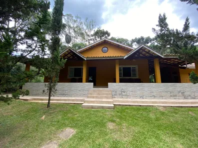 Fazenda/Sítio com 3 Quartos à venda, 40000m² no , São Bento do Sapucaí